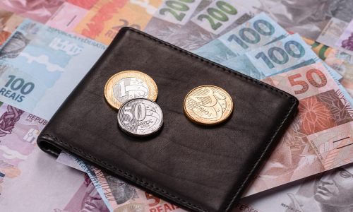 Salário complessivo: o que é, por que é proibido e quais os riscos